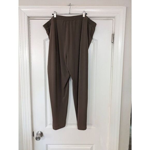 Susan Graver Liquid Knit Ankle Pants‎ women's 2XP  petite tan taupe neutral - Picture 3 of 6